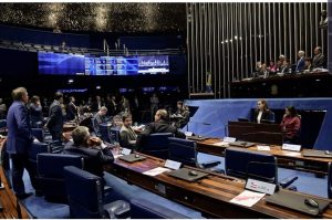 Senado aprova proposta que altera regras para aposentadoria de militares Senado aprova proposta que altera regras para aposentadoria de militares
