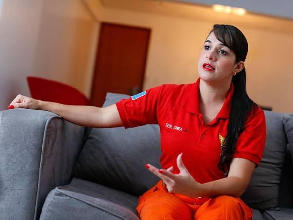 Tenente Coronel do Corpo de Bombeiros denuncia major por ofensas e machismo Tenente Coronel do Corpo de Bombeiros denuncia major por ofensas e machismo